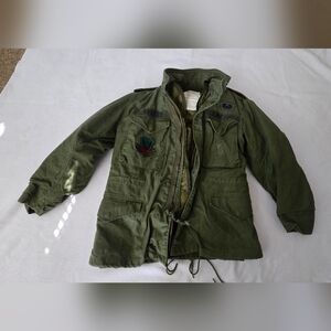 Men's Green Military Field Jacket. Small